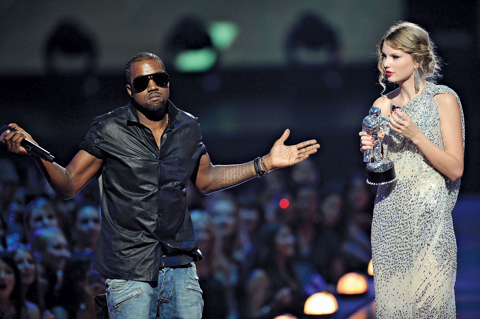 The 10 Most Controversial Moments In Vma History With Pics