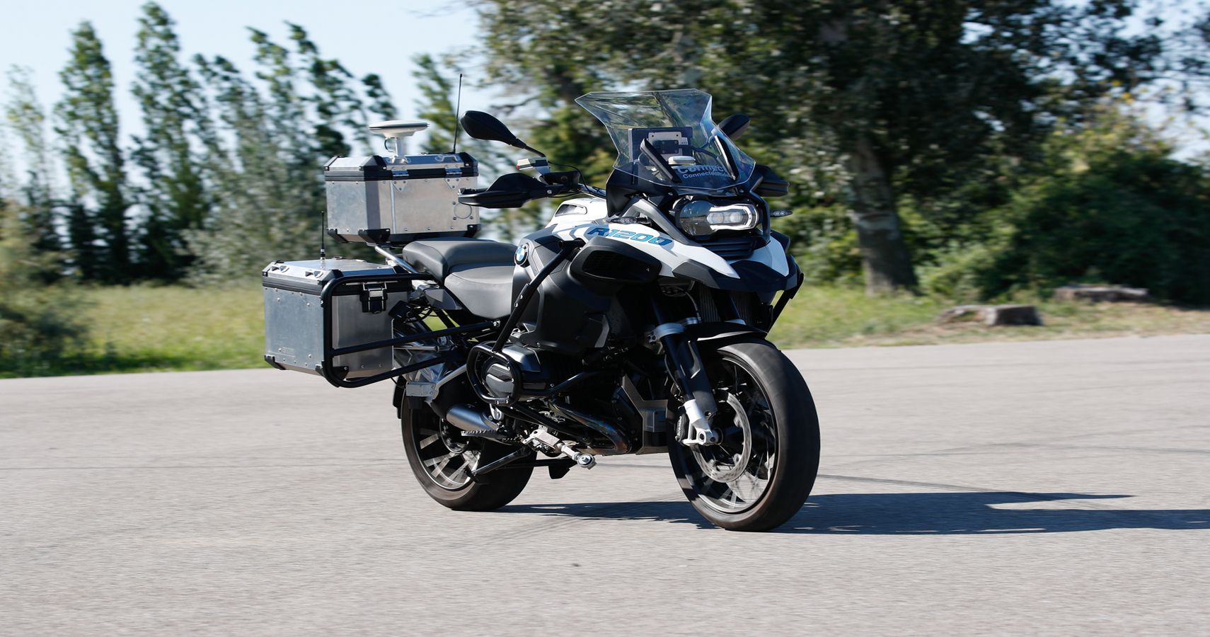 BMW Creates Self Driving Motorcycle That Can Even Park Itself